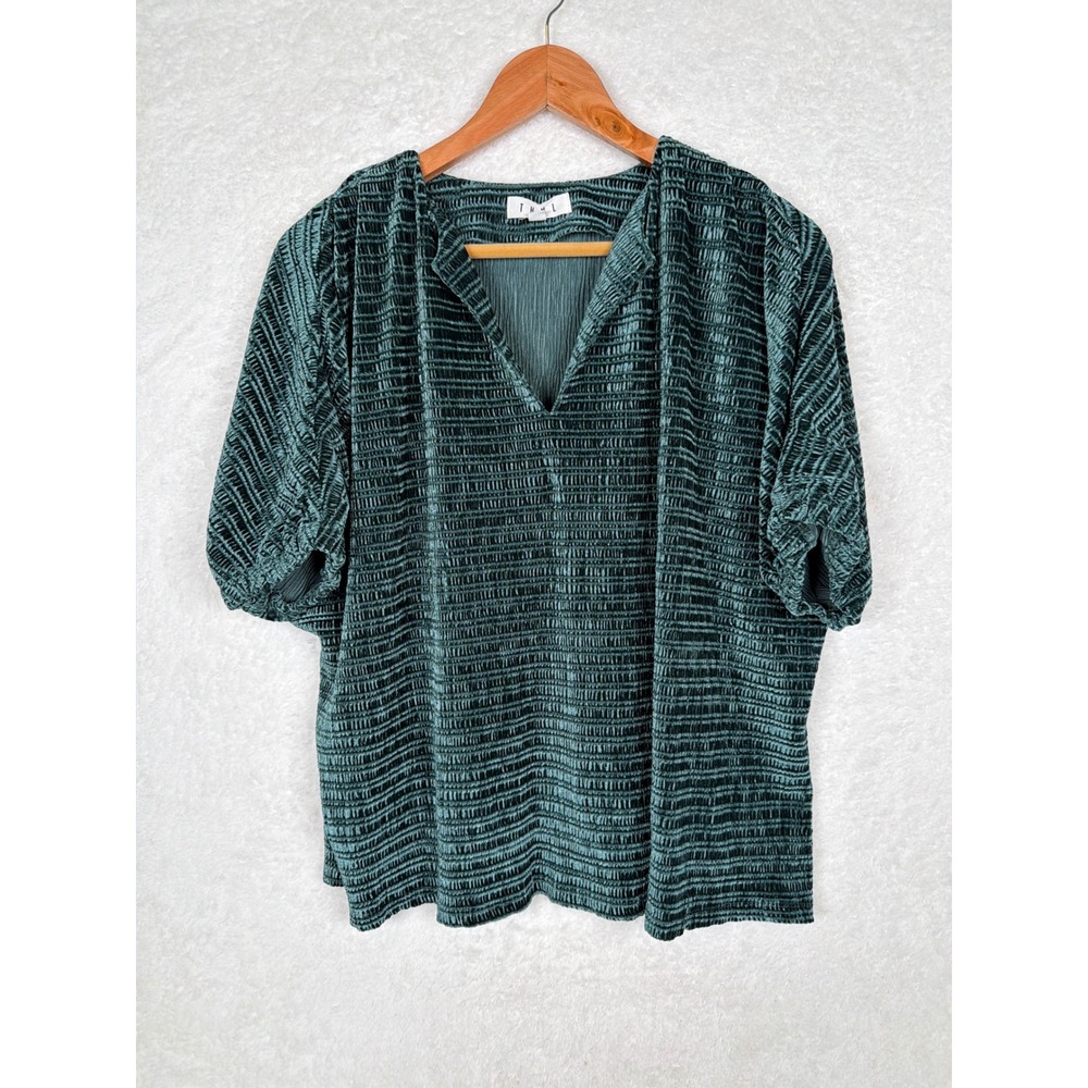 THML Blouse Womens Small Green Casual Ribbed Velvet Split Neck Puff Sleeve Top